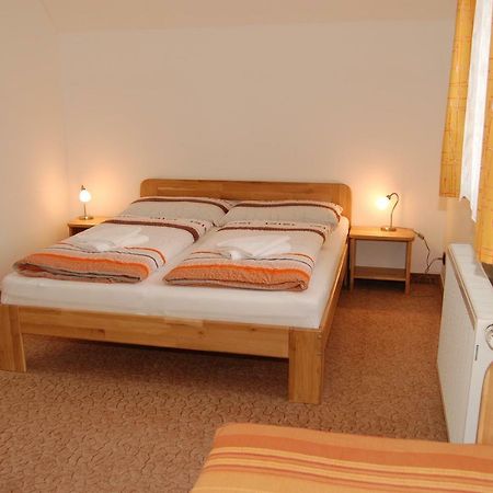 Apartmany Florian Frymburk nad Vltavou Exterior foto